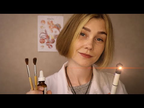 Видео: 👂АСМР деликатная чистка ушек┃доктор лор┃ASMR ear cleaning