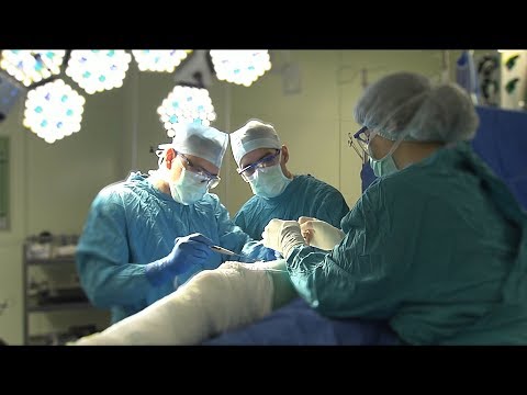 Видео: «Реанимация». Футболисту заменили суставы