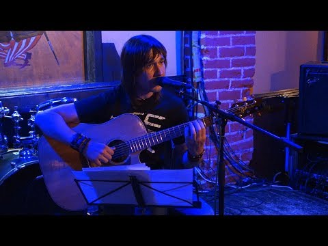 Видео: Денис Михайлов (Обе-Рек) - Акустический концерт 2017.08.12 Москва клуб Швайн