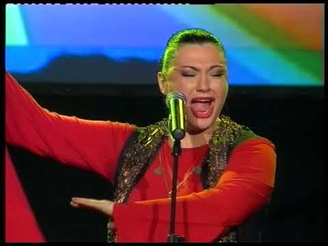 Видео: Калиопи и Гаро - Едно име имаме (Златна Бубамара 2008)