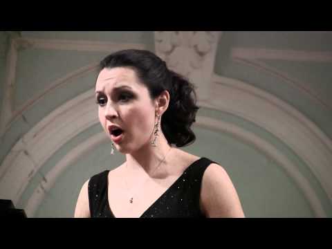 Видео: П.И.Чайковский, "Он так меня любил..". Е. Ясинская