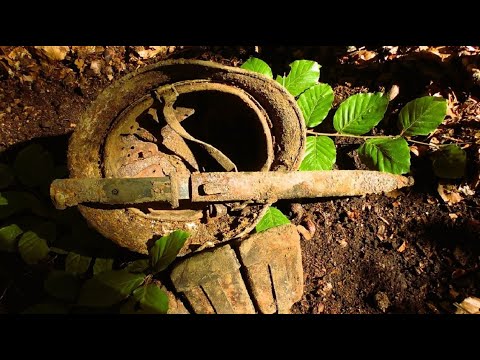 Видео: Откопали ПОЛНЫЙ СТАЛЬНОЙ ШЛЕМ ВЕРМАХТА, солдатский схрон.