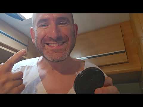 Видео: 🧴 Неслышимый ASMR | Мужской уход за лицом и массаж | Органическое кокосовое масло и мёд