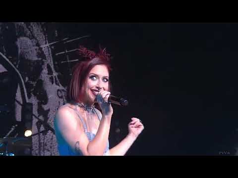 Видео: Ольга Годунова - Попурри (Земфира), "Музыкальные сокровища 90-х", 12.06.2025