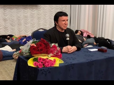 Видео: Кашпировский. 28.03.2019. Выступление в Новосибирске. Часть 2