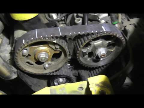 Видео: Renault Kangoo 1.5dCi  Замена ремня ГРМ . Двигатель Renault K9K 1.5 dci .