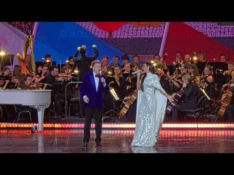 Видео: До свидания, Москва! Лев Лещенко, Алсу. В день рождения Александры Пахмутовой. ГКД. 09.11.2025 г.