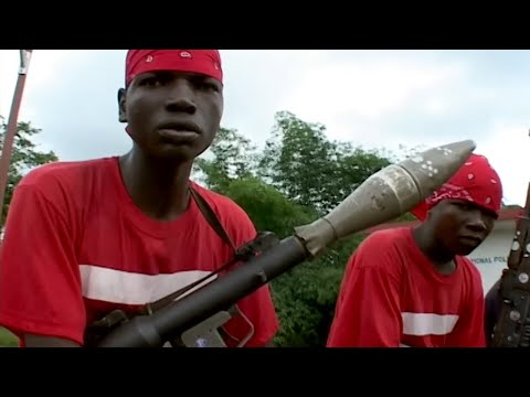 Видео: Либерия: хрупкий мир