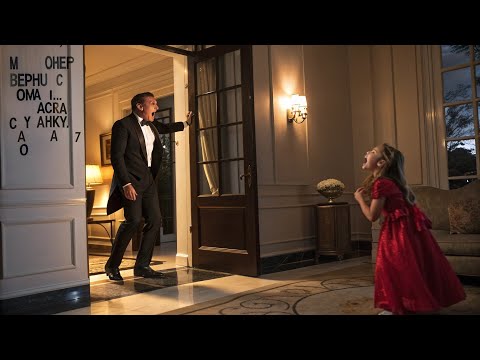 Видео: Миллионер вернулся домой… и застал служанку, защищающую его дочь от жестокой жены! 😱