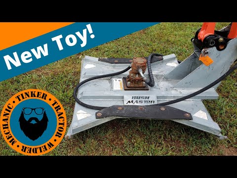 Видео: Подойдет ли эта газонокосилка Bush Master 42" к Kubota KX040 Mini?