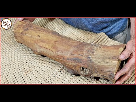 Видео: Проект выполнен из кусков дерева, которые многие не знают, как использовать.