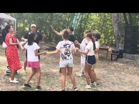 Видео: “Ой та тебе, Кольо” и “Мама на Стоян думаше” изп: Виктория Драгнева  