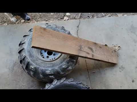 Видео: Как самостоятельно смонтировать и установить новые шины для квадроцикла!