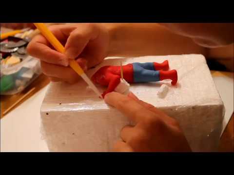 Видео: Человек Паук Фигурка Из Мастики