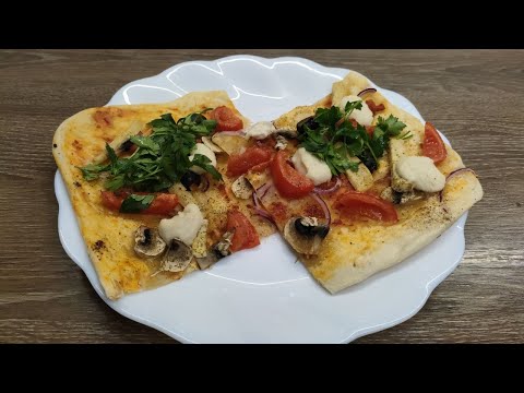 Видео: 🍂 🌿Осіння ПІСНА ПІЦА за німецьким рецептом 🍕 Тоненьке хрустке тісто без яєць і молока 🌿Vegan pizza