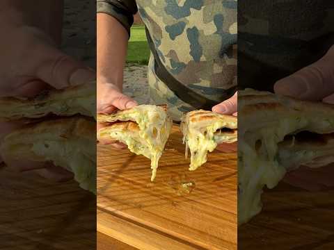 Видео: Ленивые хачапури на мангале #рецепт #хачапури #мангал