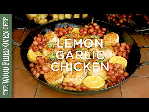 Видео: Курица с лимоном и чесноком из дровяной печи