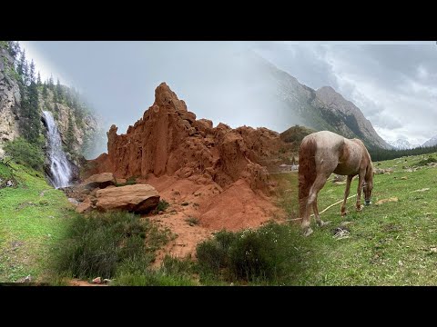 Видео: Вокруг озера Иссык-куль. От Каракола до Каджи-Сай через ущелья Джууку, Барскоон и каньон Сказка.