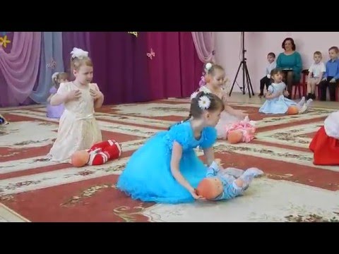 Видео: Танец с куклами