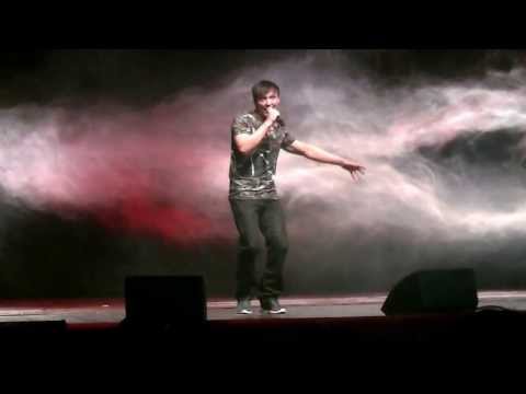 Видео: Jurij Shatunov Koncert w Rzymie Юрий Шатунов в Риме 16 02 2014 cz 1 z 6