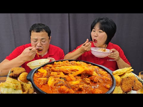 Видео: Я не мог остановиться! Говядина + курица + острый соус 😳Мукбанг