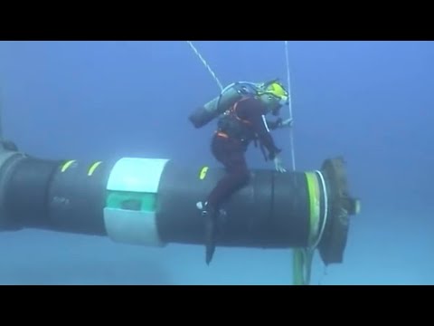 Видео: Невероятные современные технологии строительства трубопроводов-Удивительная подводная установка труб