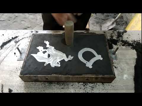 Видео: Формовка и заливка алюминиевым сплавом художественных отливок
