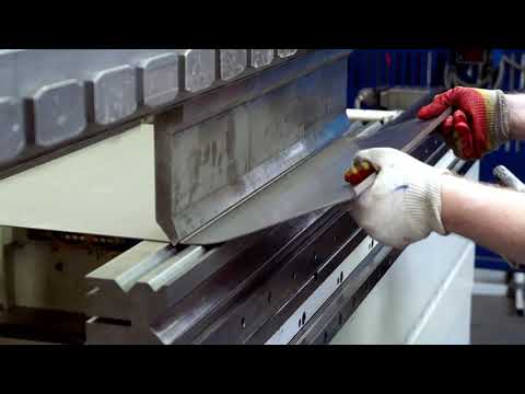 Видео: Сложные варианты гиба листового металла