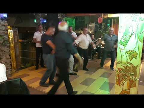 Видео: СРЕЩА НА ЛЮБИТЕЛИ И ИЗПЪЛНИТЕЛИ НА БЪЛГАРСКАТА НАРОДНА МУЗИКА В РЕСТОРАНТ  ,, ЗАМЪКА  " ГР. ХАСКОВО.