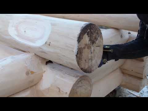 Видео: Как запилить бревно для сруба. Pисуем, шлифуем, пилим!