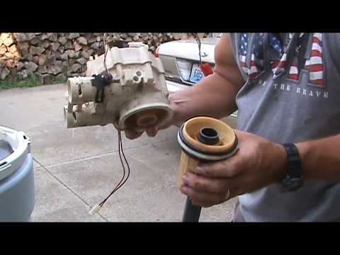 Видео: Как добавить смолу в умягчитель воды