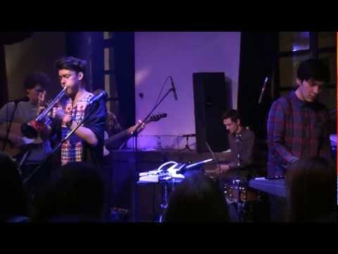 Видео: The Retuses - Синий вечер (Мастерская - Москва - 08.03.2013)