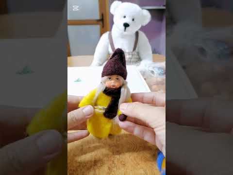 Видео: Елочная игрушка из шерсти  Материалы