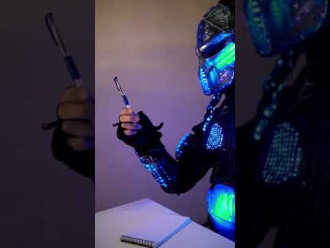 Видео: ХИЩНИК СВЕТА ПРОВОДИТ УРОКИ. Муравей в ШОКЕ. Хищники Света 2021