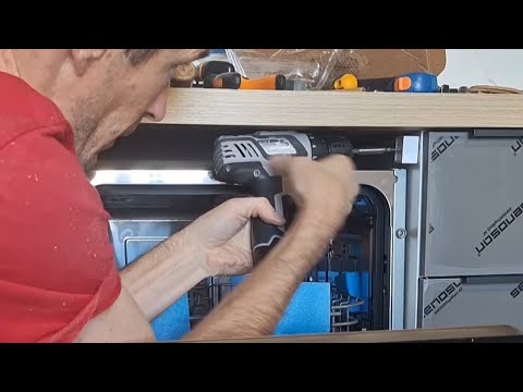 Видео: Как установить  посудомоечную машину в базу на h 910
