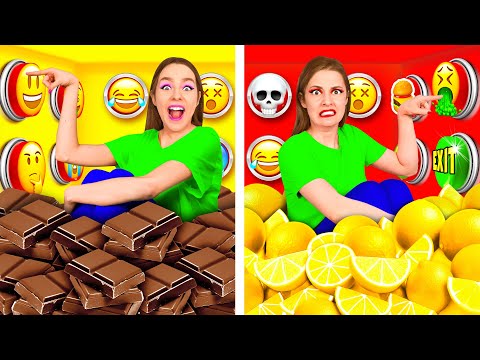 Видео: 1000 Загадочных Кнопок и Только Одна Тебя Спасет Челлендж | Мистери Бокс от RaPaPa Challenge