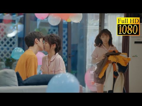 Видео: День рождения Золушки, красивый босс не может не съесть ее в первый раз