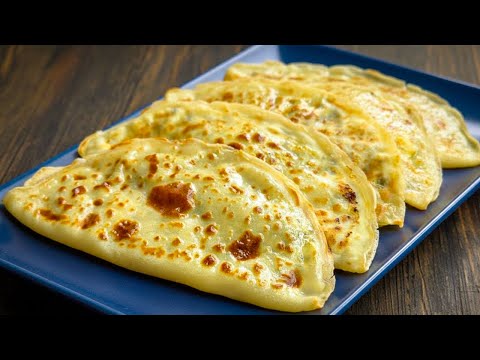 Видео: КАК ЭТО ВКУСНО! МУКА и ВОДА! Тесто не РАСКАТЫВАЮ, а сразу на сковороду! Вкусные простые лепешки с