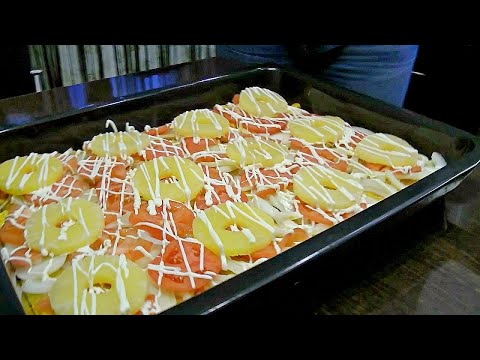 Видео: Курица с ананасами и помидорами в духовке! Курица по Французски!