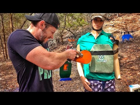 Видео: Пробьет ли РИКОШЕТ БРОНЕЖИЛЕТ?! | Разрушительное ранчо | Перевод Zёбры