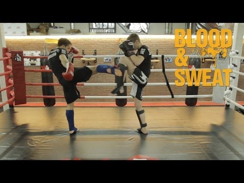 Видео: Тайский бокс. Варианты контратаки на правый лоукик.