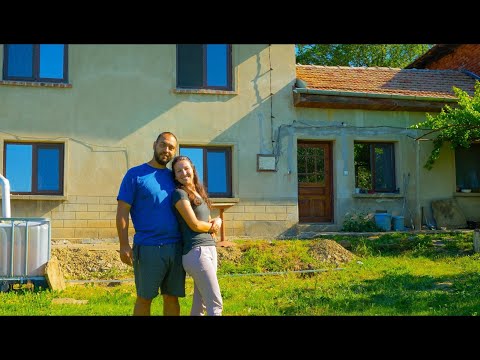 Видео: ЖИВОТ НА СЕЛО: Първи копки за НАВЕСА | Ремонт на стара селска къща | Boho Soulz