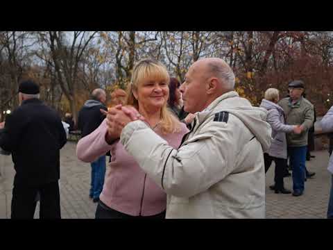 Видео: 7.11.25г... "Ты Лети, Моя Душа"... звучит на Танцполе в Гомельском парке... 