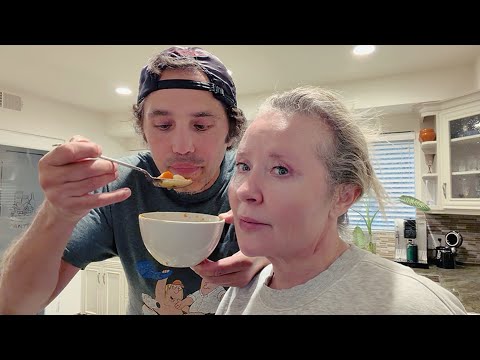 Видео: Пыпа сварила гороховый суп . Это что- то #losangeles #cooking 
