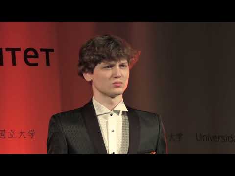 Видео: Туркин Григорий - На безымянной высоте (муз.В Баснер, сл. М.Матусовский)