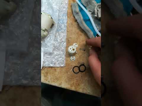 Видео: Распределительный клапан Saeco Talea/Giro/Gaggia. Ремонт