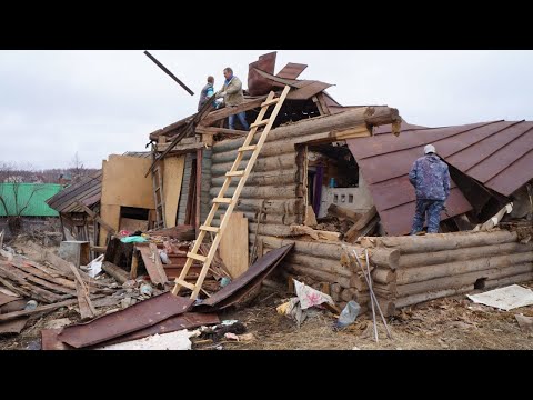 Видео: ДЕРЕВНЯ РАЗГРАБЛЕНА! УЦЕЛЕЛО ЛИШЬ ДВА ДОМА! Покинутый мир!