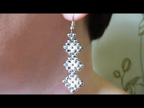 Видео: Серьги ромбики из бусин