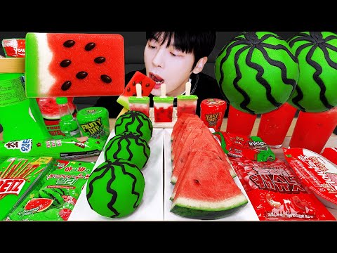 Видео: АСМР МУКБАНГ |  арбузные десерты (желе, клубнично-арбузный тангулу, желе из лапши, мороженое)