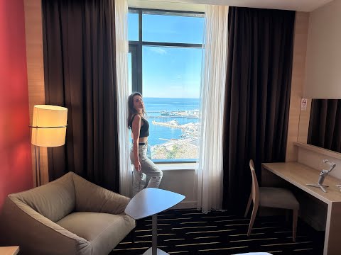 Видео: Сочи / Отель 🏨 Mercure / Представительский номер / Маяк / Центр